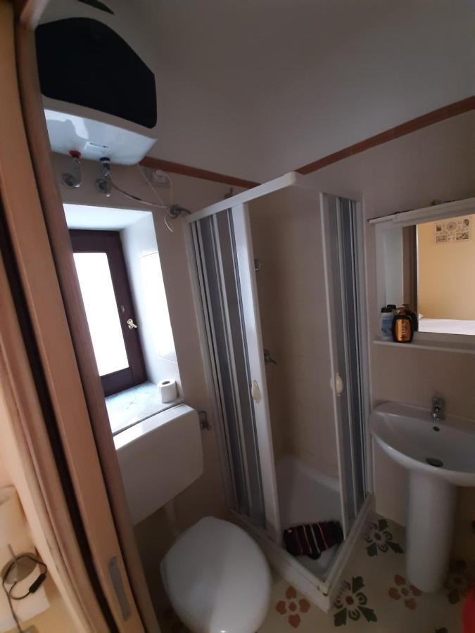 Perla Marina Apartment 切法卢 外观 照片